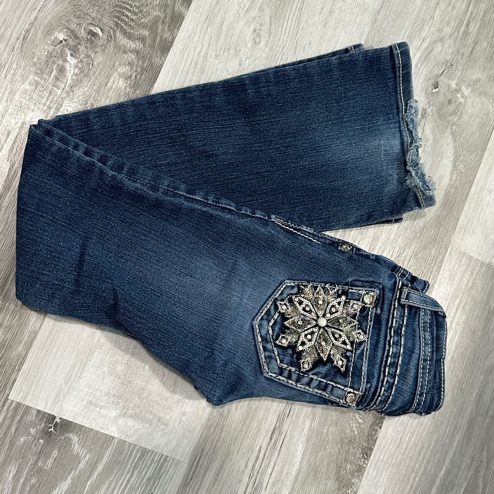 Miss me girls 7 jeans jeweled back pocket